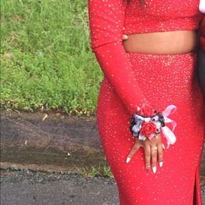 Red Prom Dress fluorescent stones